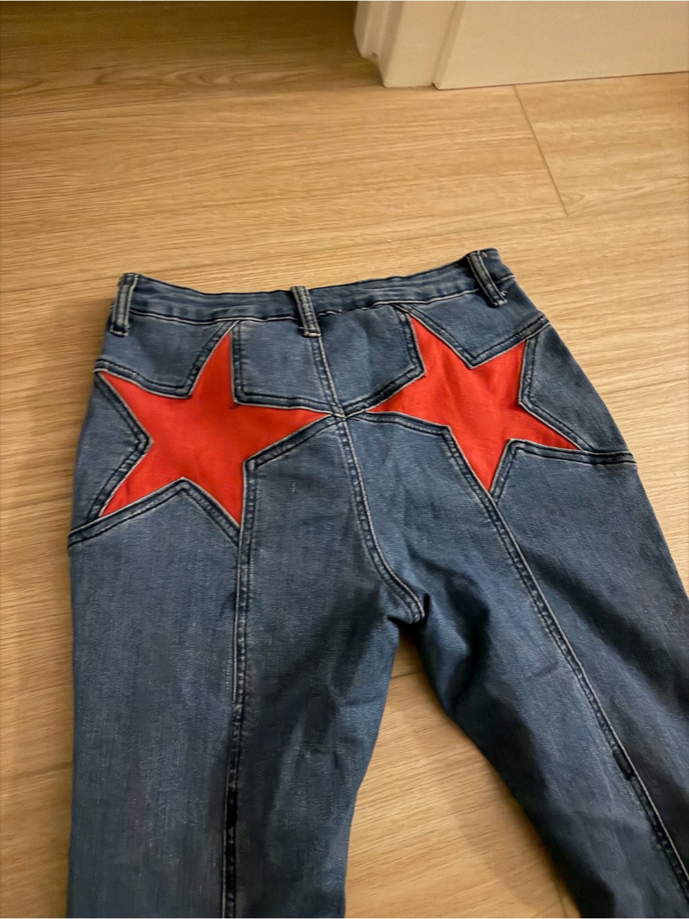 Dark Blue Men's Jeans with Red Star Back Detail